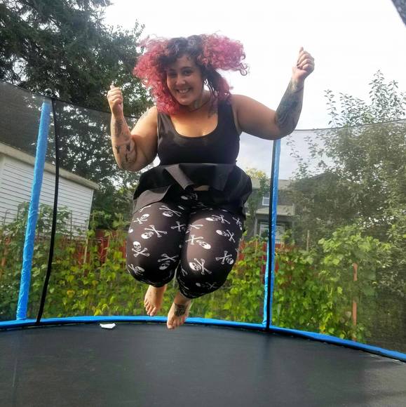 Meet your Posher, Talissa - Picture 1 of 1